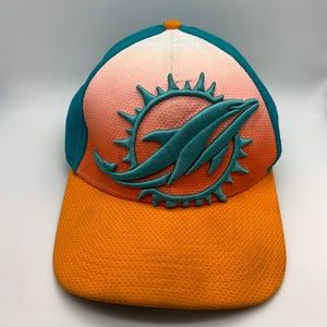 New Era 39Thirty Miami Dolphins Embroidered Logo NFL Hat Size Large-XLarge